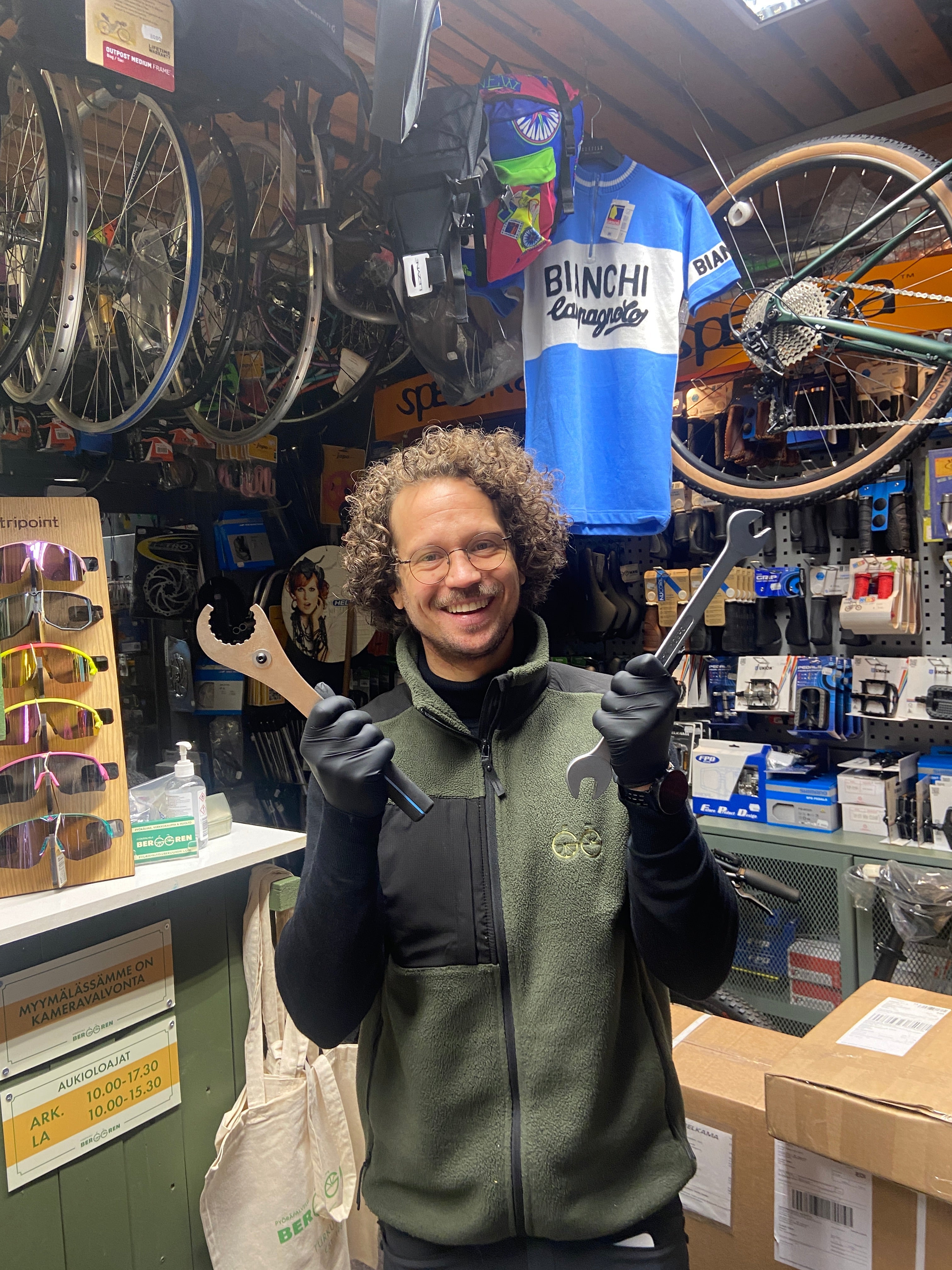 AJANVARAUS – pyörähuoltoon, -korjaukseen tai renkaanvaihtoon