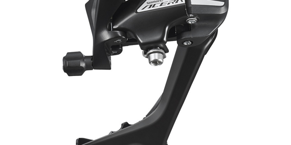 Musta Shimano Acera -takavaihtaja. Sopii 7-8-vaihteisen kasetin kanssa käytettäväksi. 
